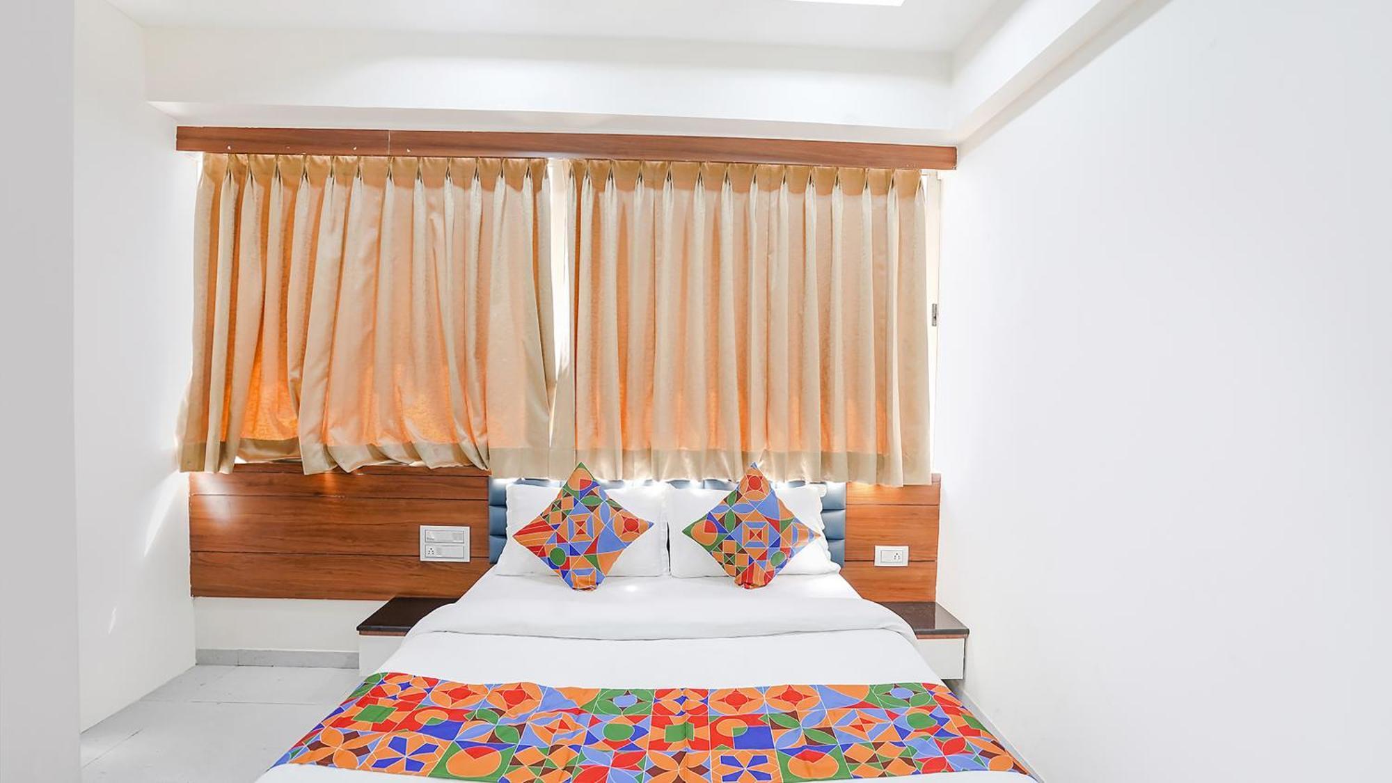 Fabhotel Vishala In Ahmedabad Extérieur photo