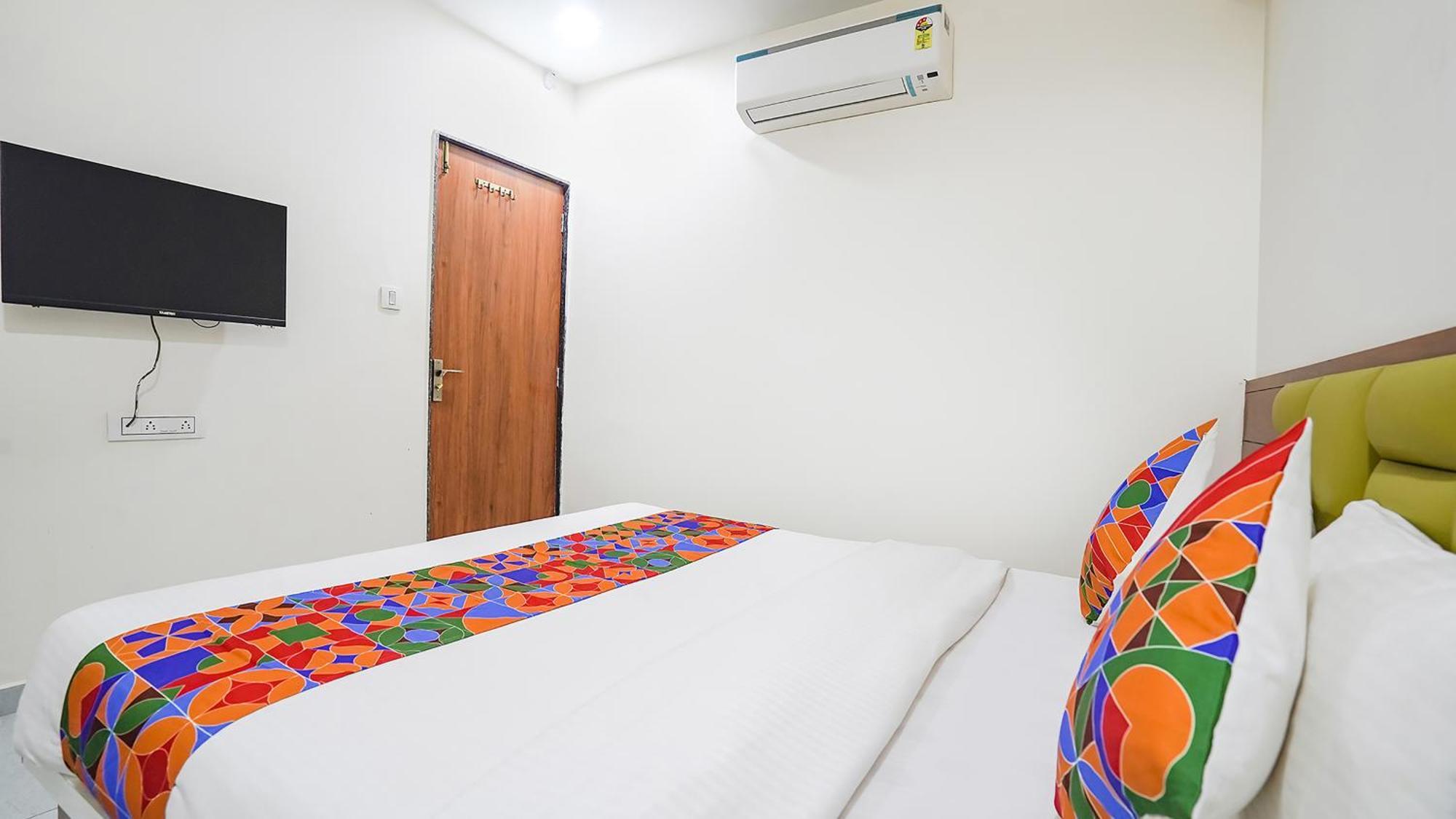 Fabhotel Vishala In Ahmedabad Extérieur photo