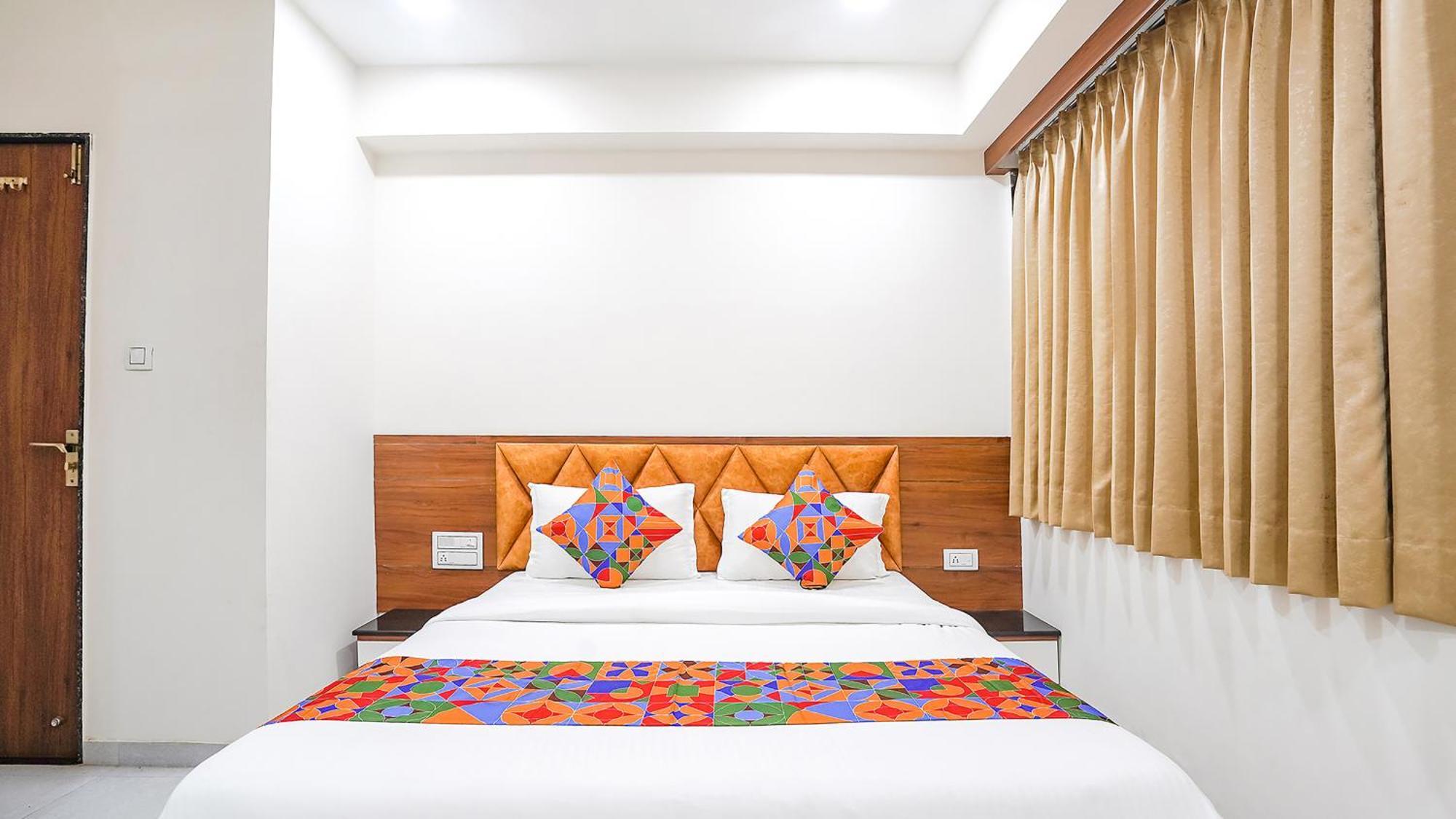 Fabhotel Vishala In Ahmedabad Extérieur photo