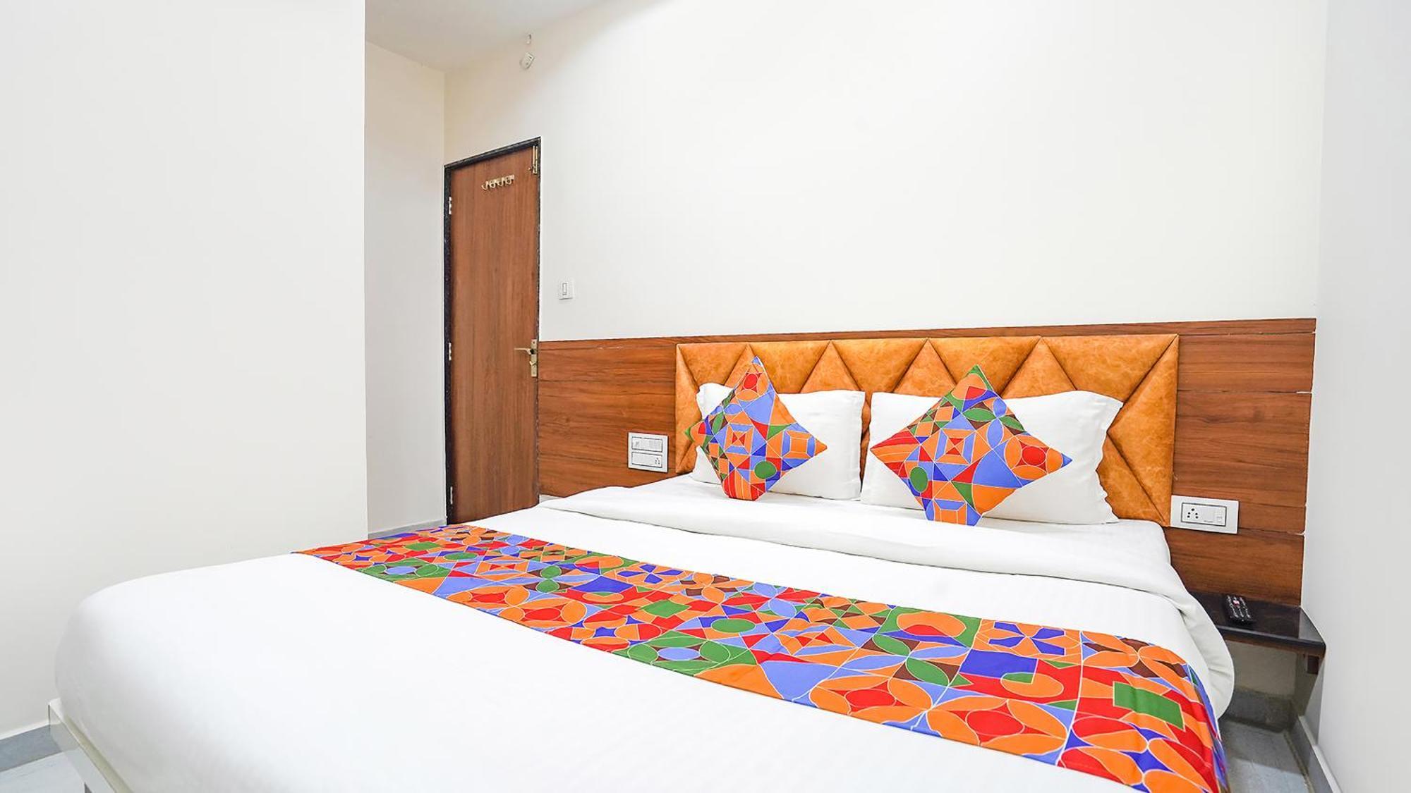 Fabhotel Vishala In Ahmedabad Extérieur photo